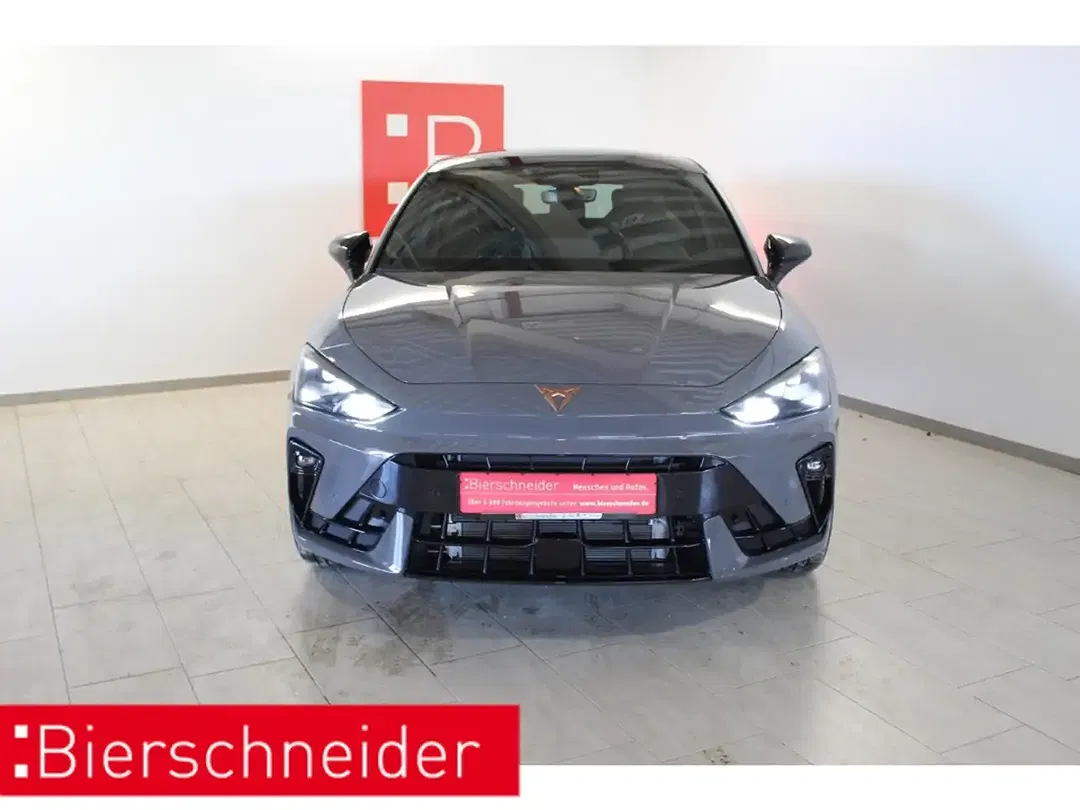 CUPRA Leon - Thumbnail 3