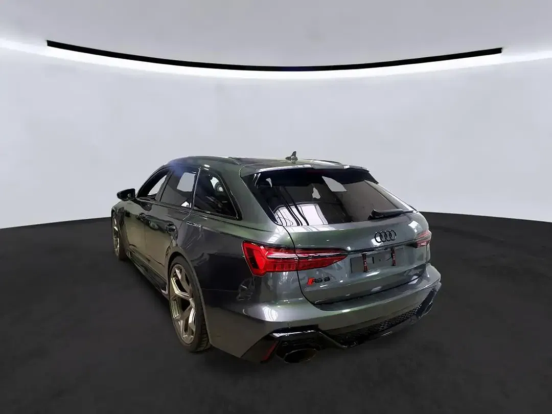 Audi RS6 - Thumbnail 6