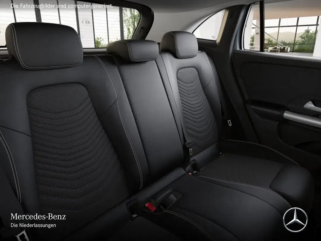 Mercedes-Benz GLA 250 - Thumbnail 12