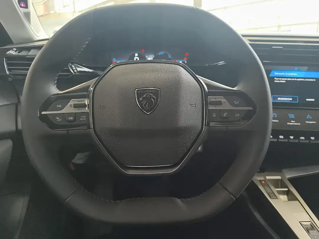 Peugeot 308 - Thumbnail 7