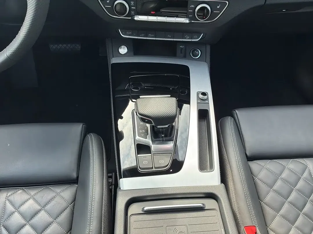 Audi Q5 - Thumbnail 14