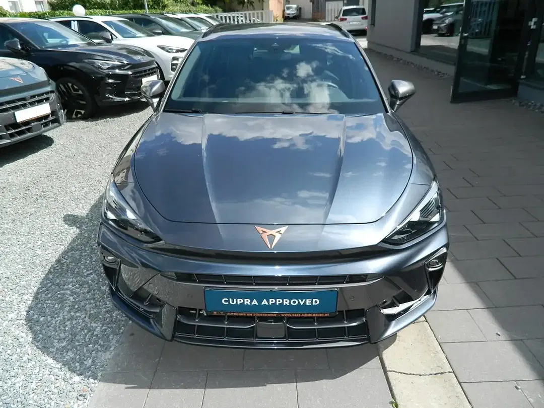CUPRA Leon - Thumbnail 2