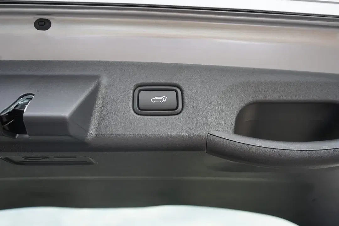 Hyundai TUCSON - Thumbnail 8