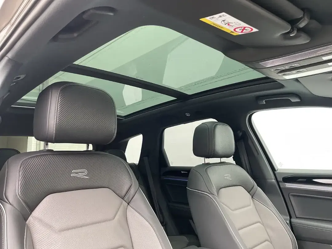 Volkswagen Touareg - Thumbnail 9