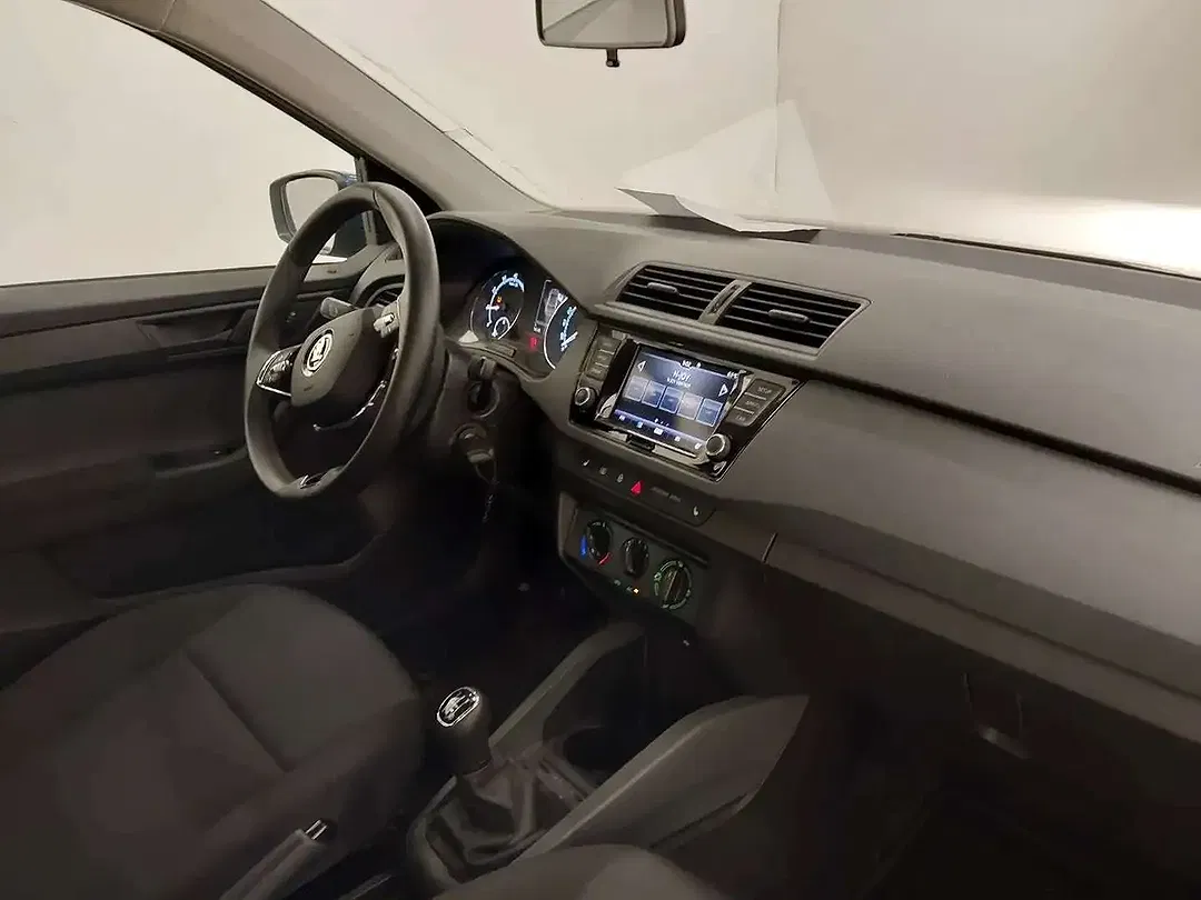 Skoda Fabia - Thumbnail 12