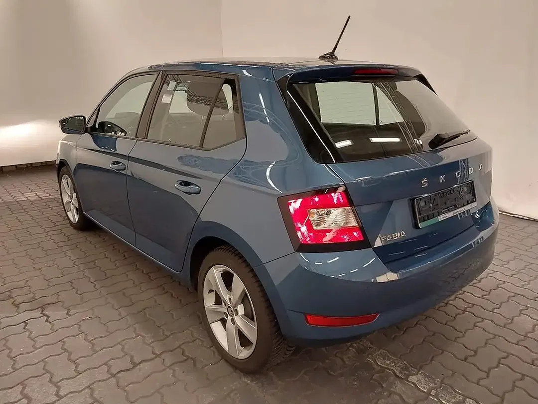 Skoda Fabia - Thumbnail 6