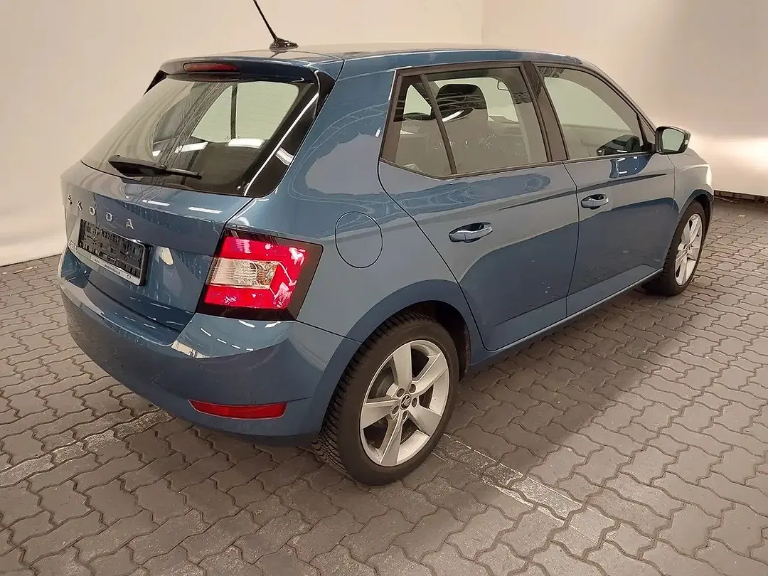 Skoda Fabia - Thumbnail 8