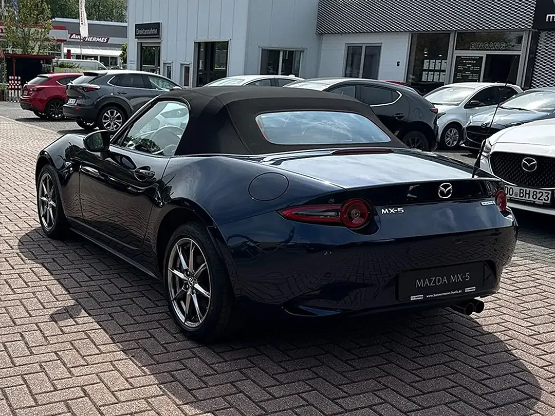 Mazda MX-5 1.5 Exclusive-Line - foto 2