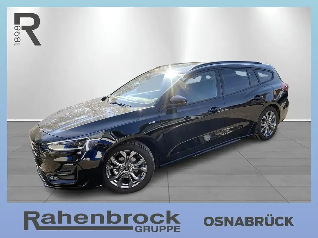 Ford Focus - Thumbnail 1