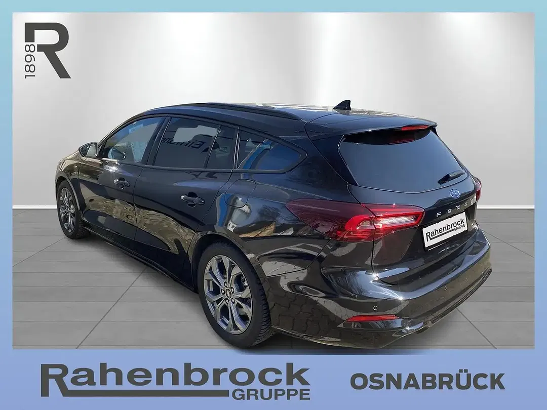 Ford Focus - Thumbnail 5