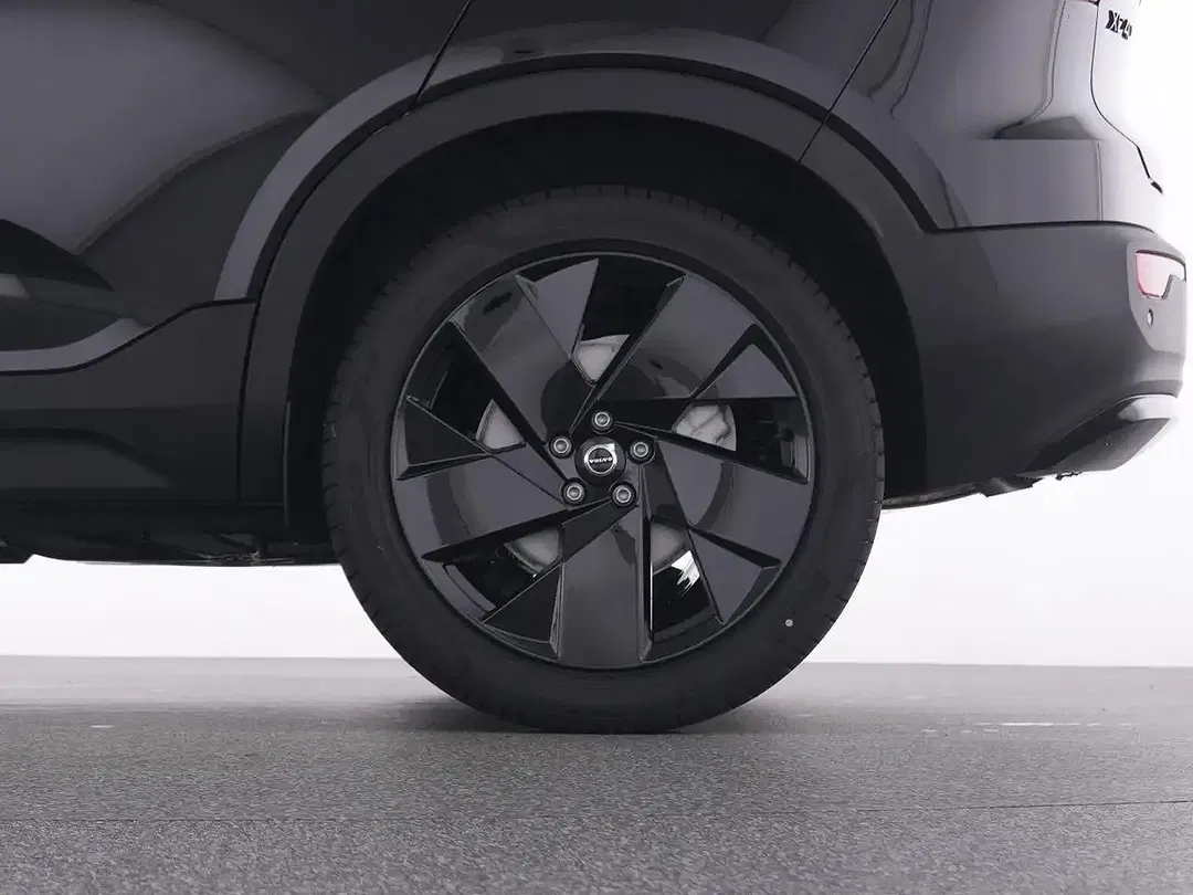 Volvo XC40 - Thumbnail 20