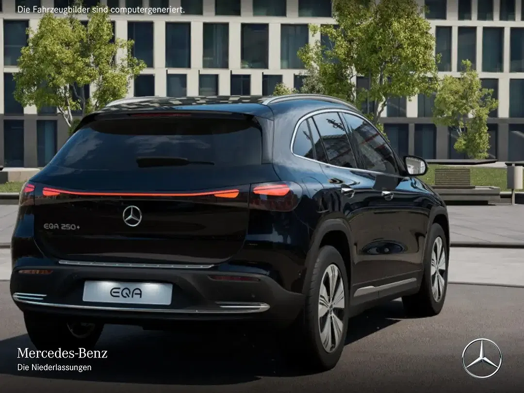 Mercedes-Benz EQA 250 - Thumbnail 4
