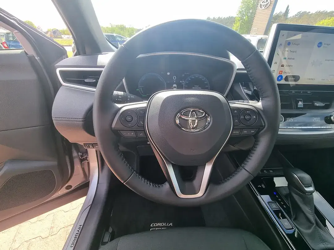 Toyota Corolla Cross - Thumbnail 14