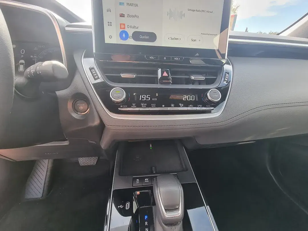 Toyota Corolla Cross - Thumbnail 18