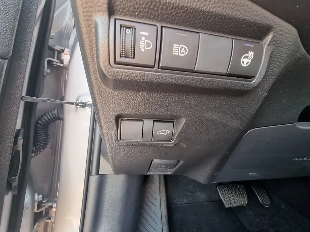 Toyota Corolla Cross - Thumbnail 20