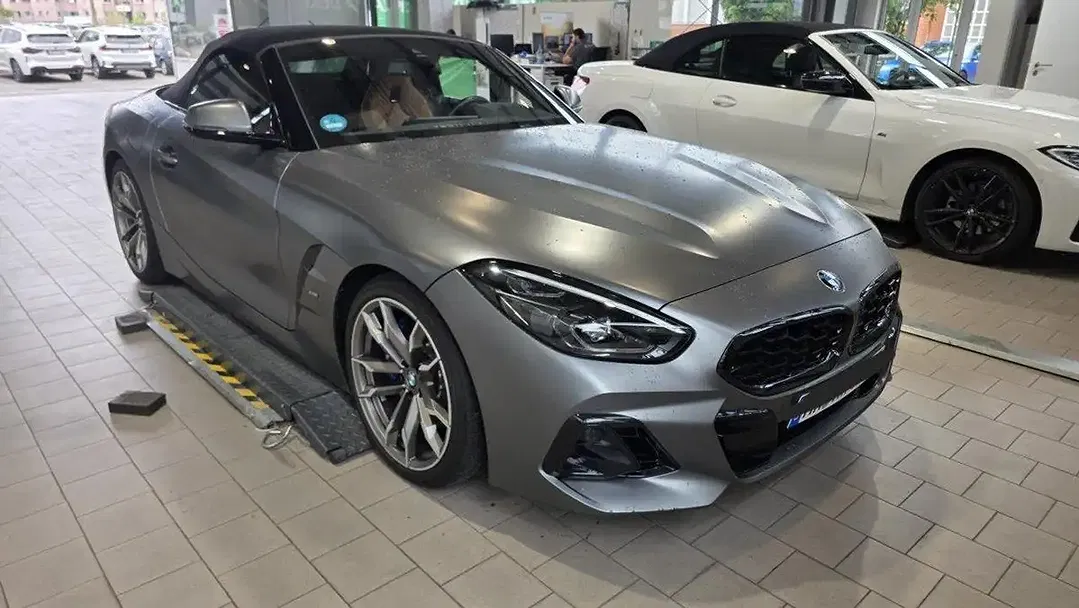 BMW Z4 - Thumbnail 4