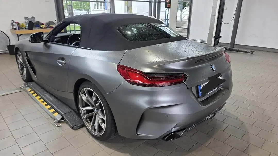BMW Z4 - Thumbnail 5