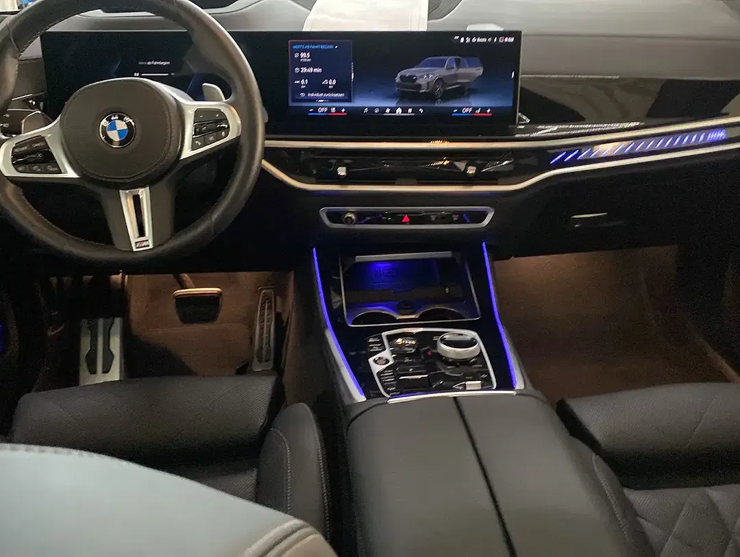 BMW X5 M - Thumbnail 10