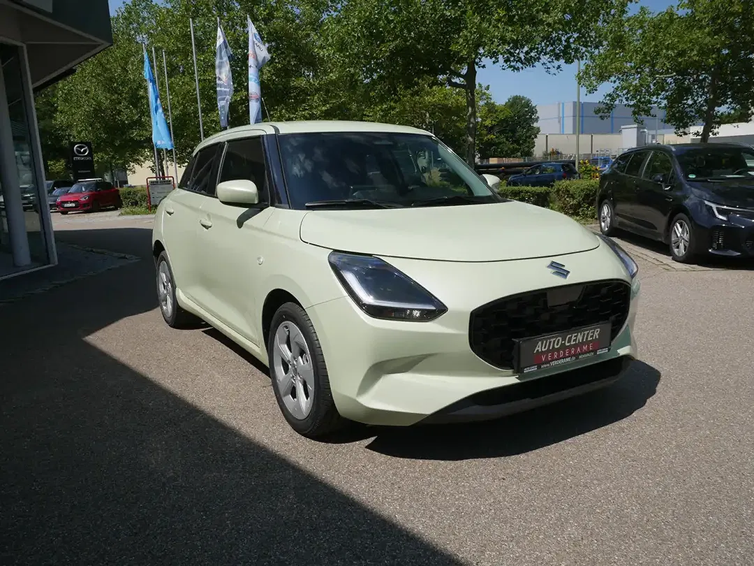 Suzuki Swift - Thumbnail 2