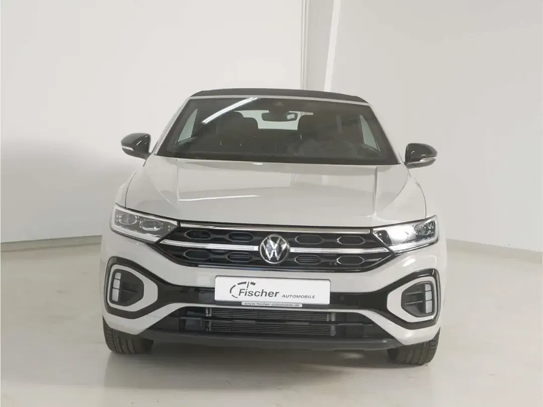 Volkswagen T-Roc - Thumbnail 2