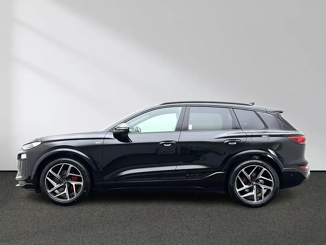 Audi Q6 e-tron performance - foto 1