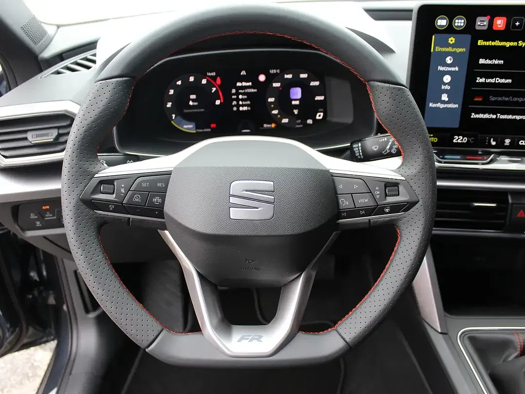 SEAT Leon - Thumbnail 10