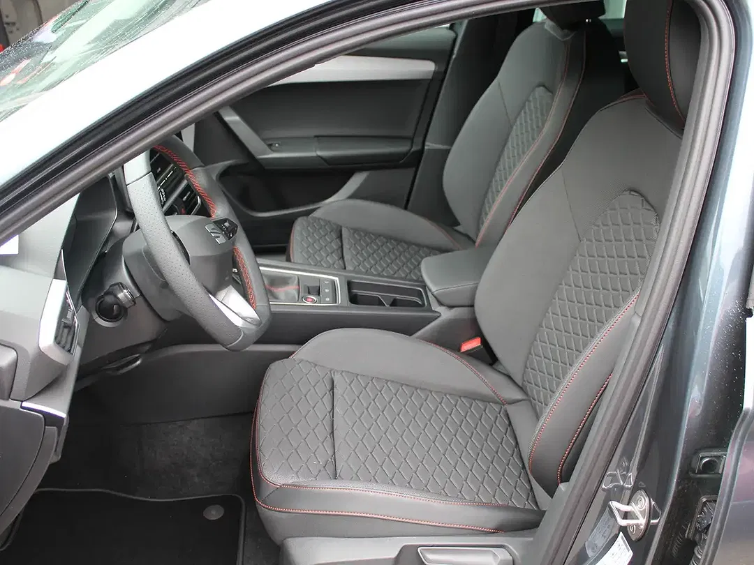 SEAT Leon - Thumbnail 9