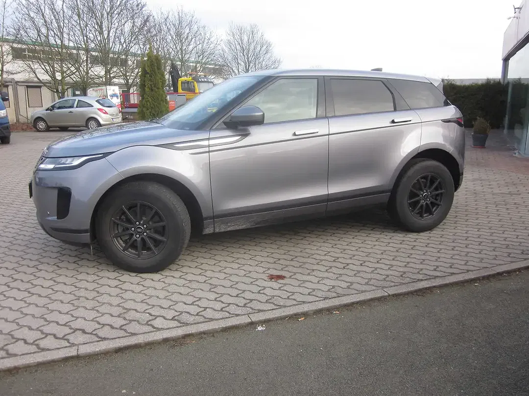 Land Rover Range Rover Evoque - Thumbnail 3