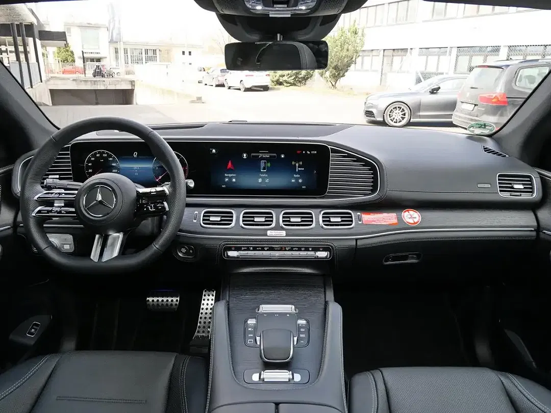 Mercedes-Benz GLE 300 - Thumbnail 12