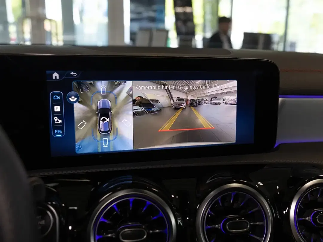Mercedes-Benz CLA 250 - Thumbnail 12