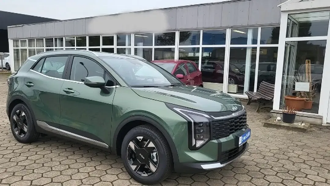 Kia Sportage - Thumbnail 1
