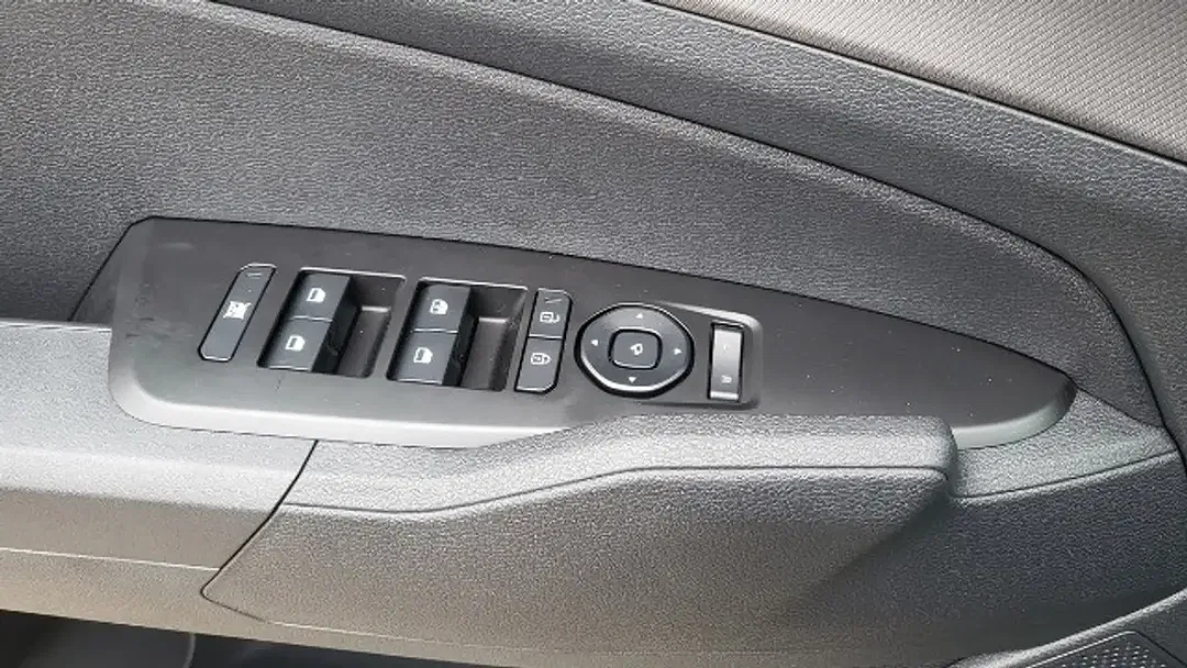 Kia Sportage - Thumbnail 12