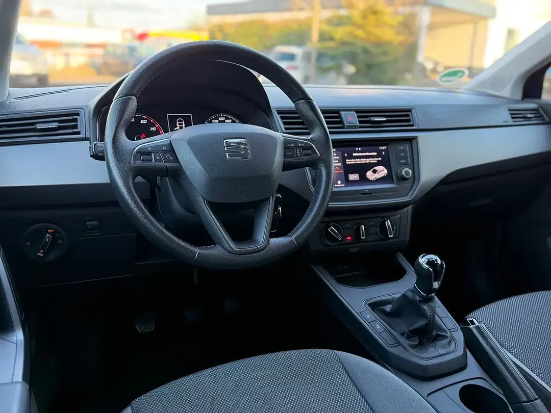 SEAT Ibiza - Thumbnail 17