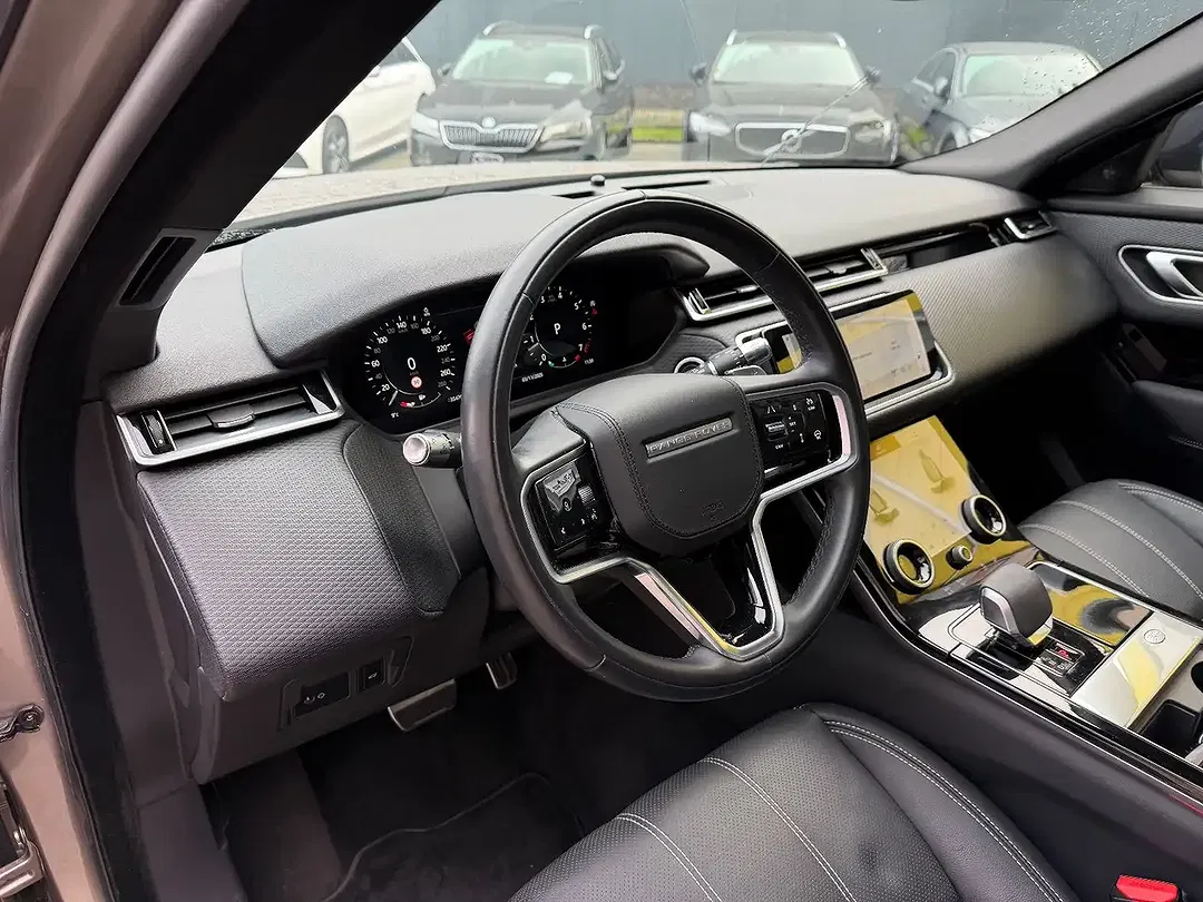Land Rover Range Rover Velar - Thumbnail 14