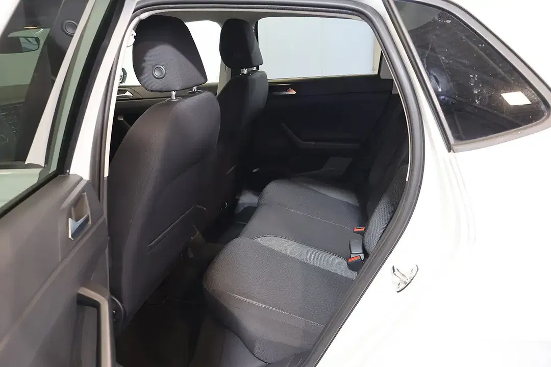 Volkswagen Polo - Thumbnail 12