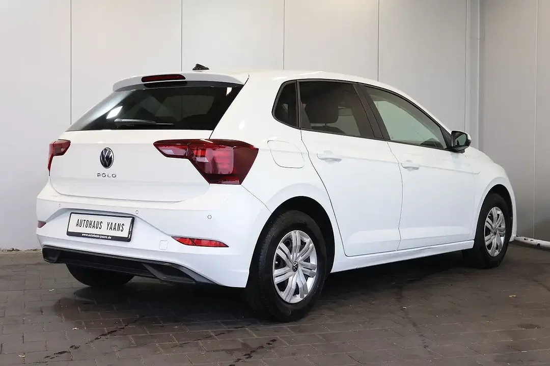 Volkswagen Polo - Thumbnail 4