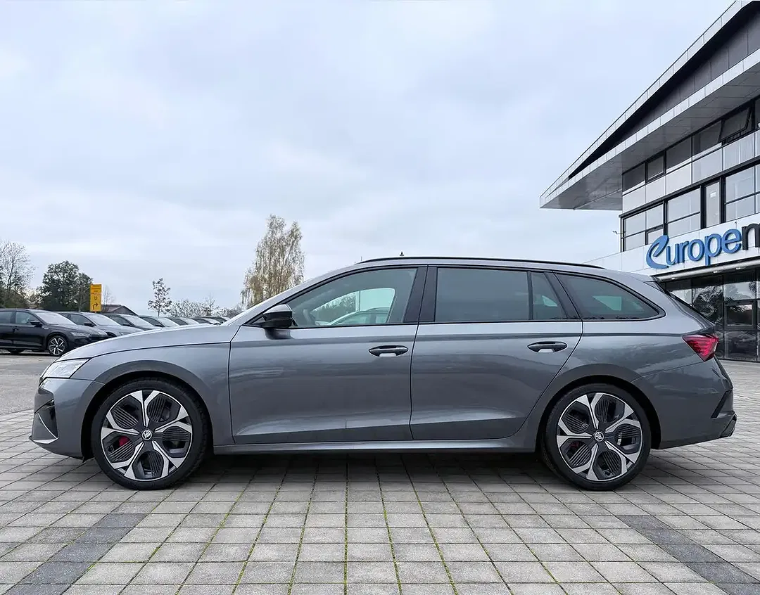 Skoda Octavia - Thumbnail 2