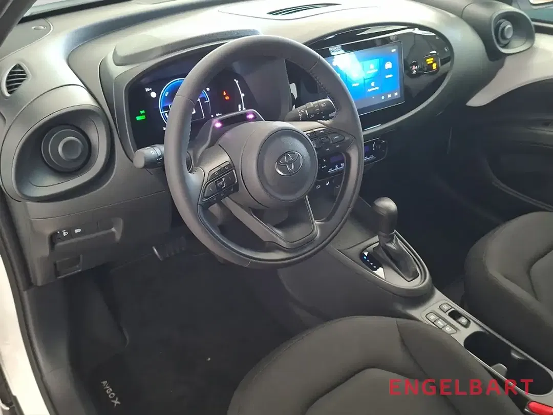 Toyota Aygo X - Thumbnail 6