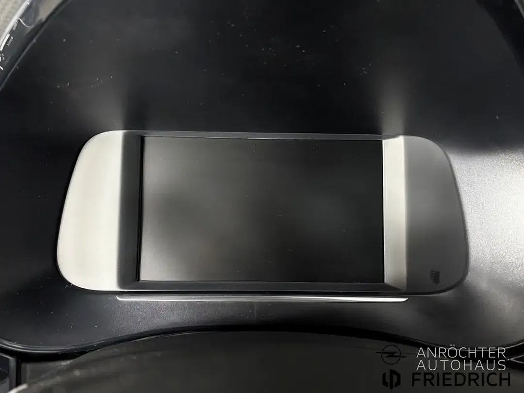 Opel Corsa - Thumbnail 10