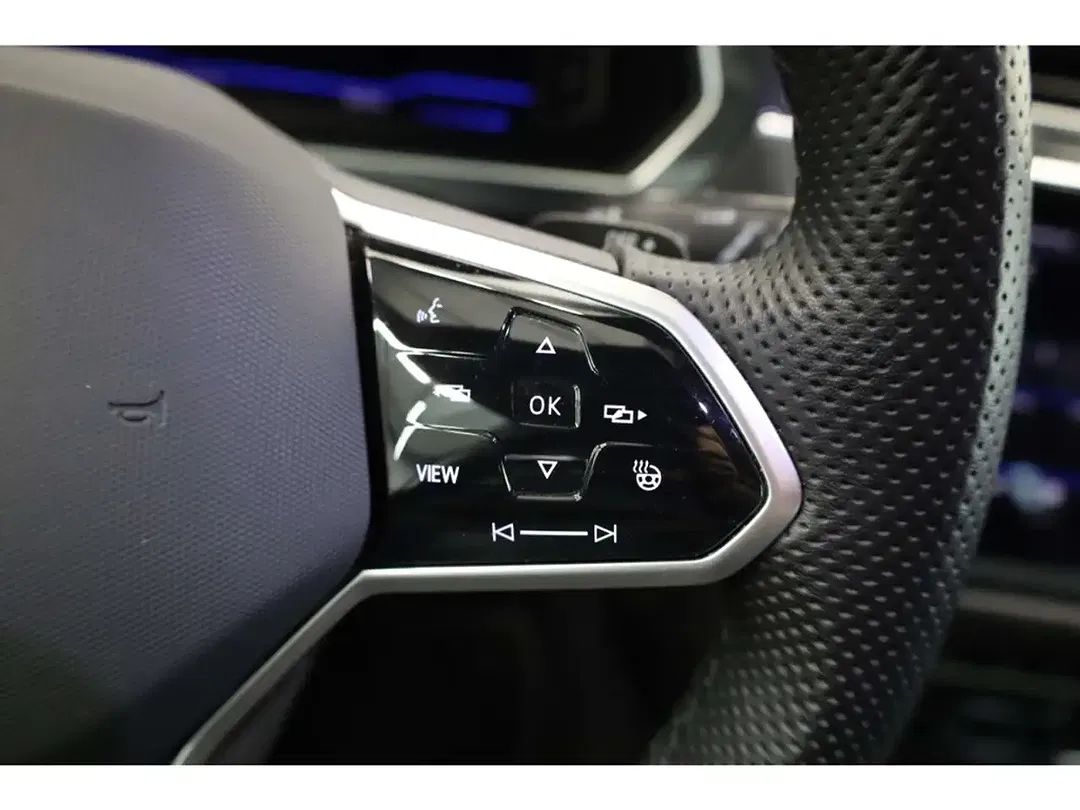 Volkswagen Tiguan - Thumbnail 11
