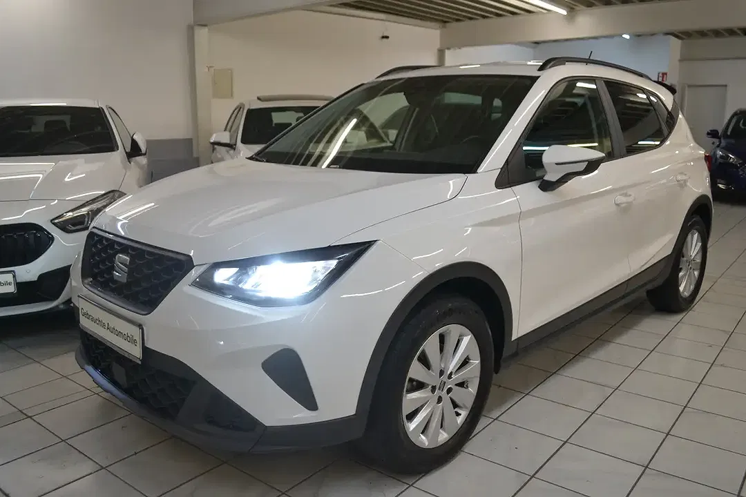 SEAT Arona - Thumbnail 7