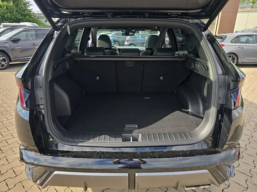 Hyundai TUCSON - Thumbnail 12