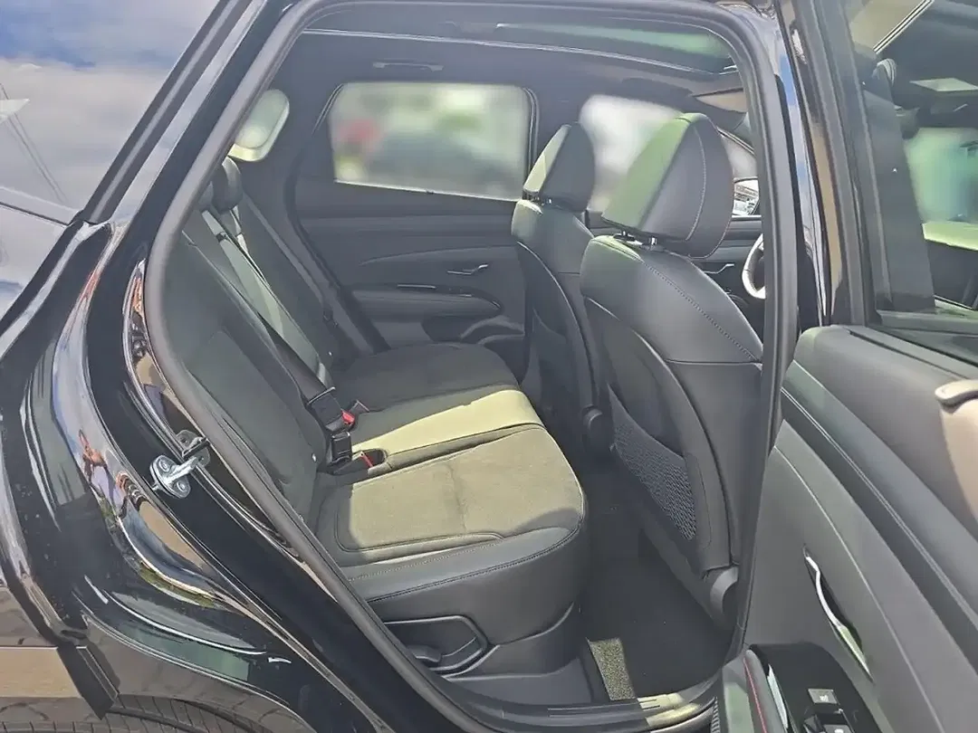 Hyundai TUCSON - Thumbnail 13