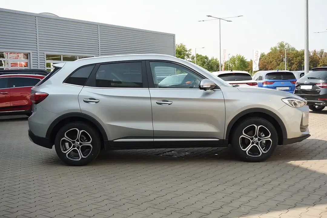 MG ZS - Thumbnail 3