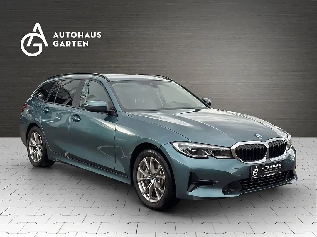 BMW 330 - Thumbnail 4