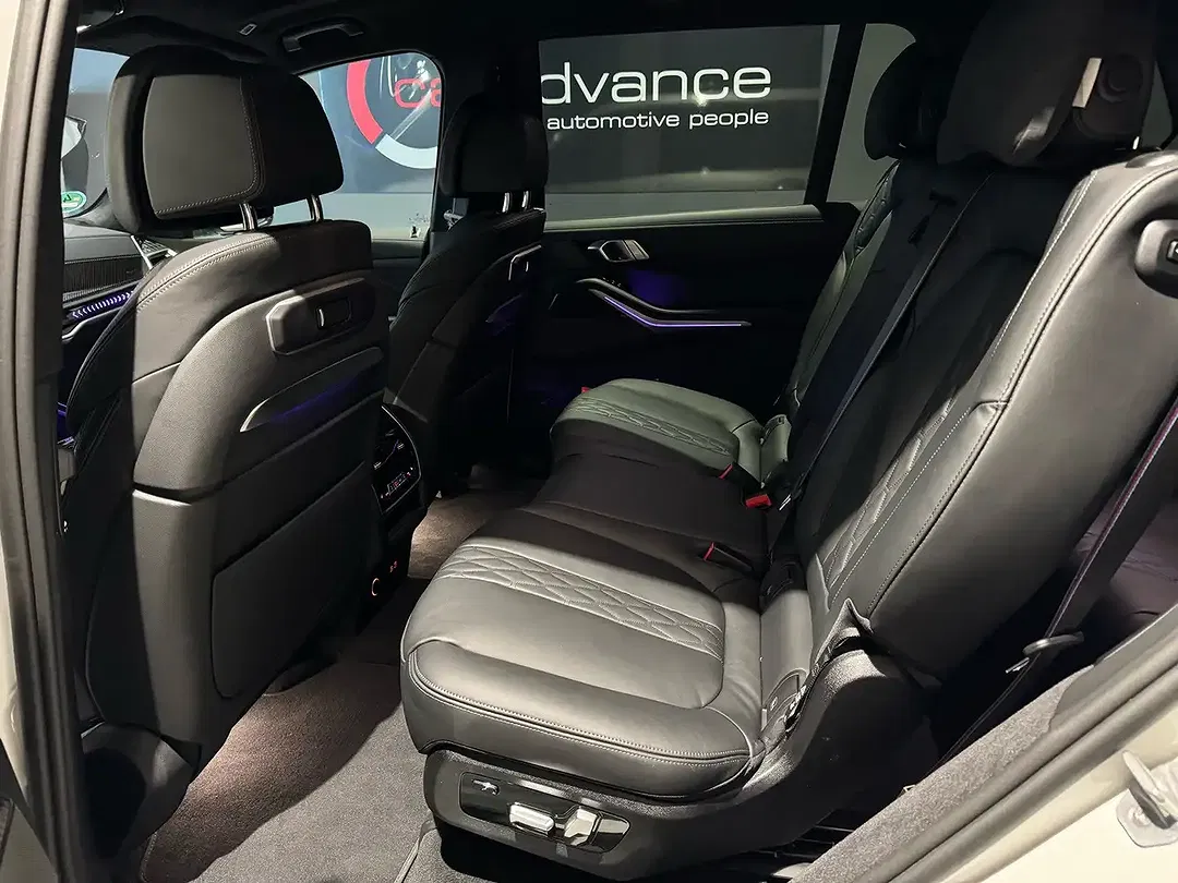 BMW X7 - Thumbnail 7