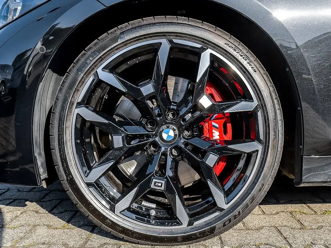 BMW 330 - Thumbnail 4