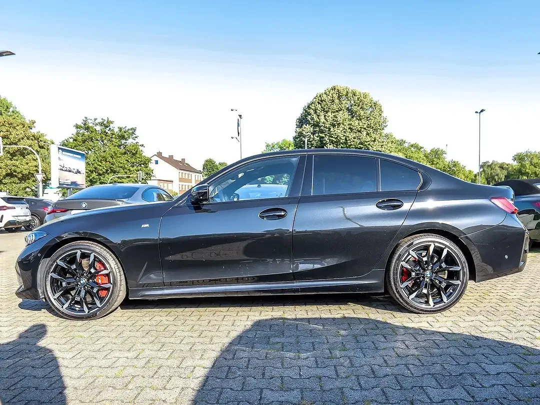 BMW 330 - Thumbnail 9