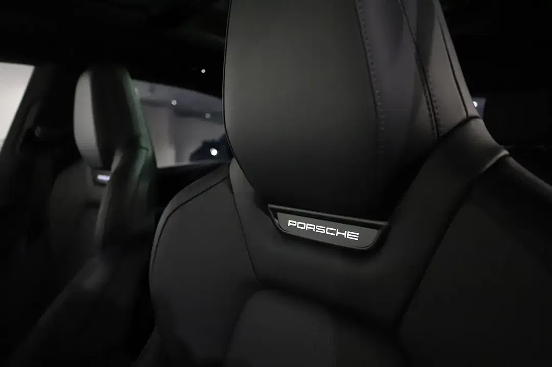 Porsche Macan - Thumbnail 20