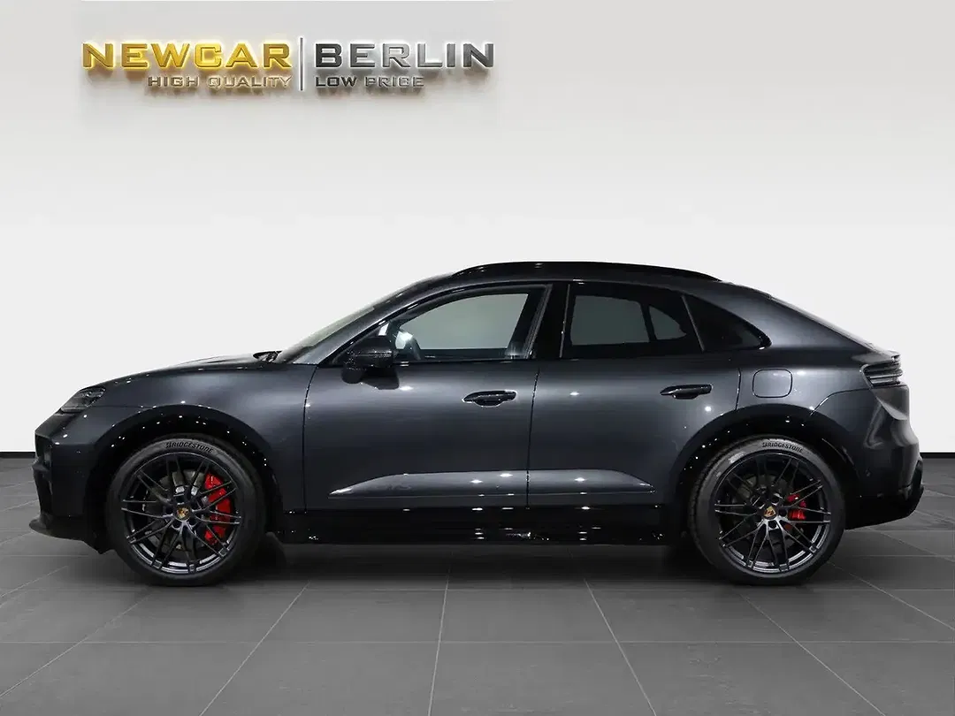 Porsche Macan - Thumbnail 3